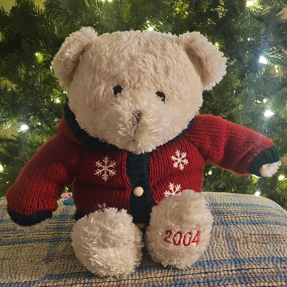 Vintage Christmas 2004 Teddy Bear